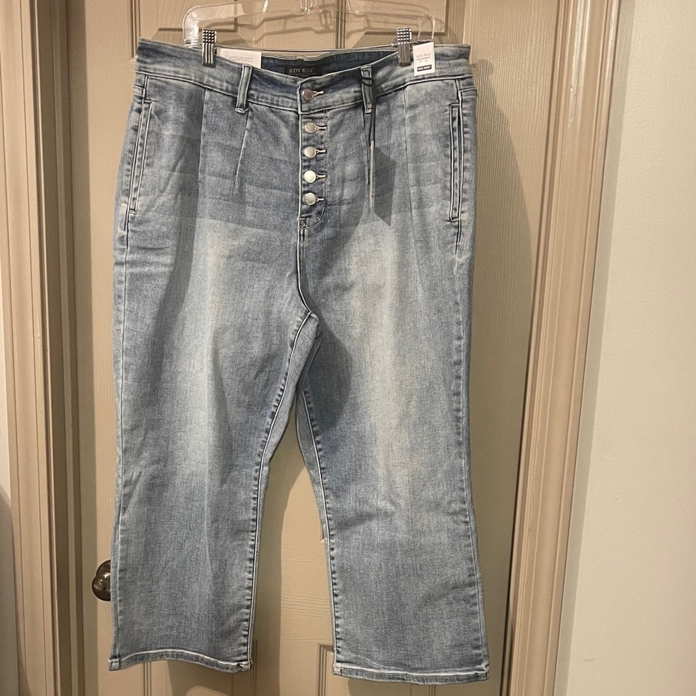 NWT Judy Blue Wide Leg Cropped Faded Denim Button-Fly Jeans, 20W